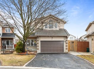 30 New Deighton Cres, Ottawa, ON K2G6H6