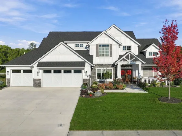 476 Keltic Pines Blvd, Huntertown, IN 46748