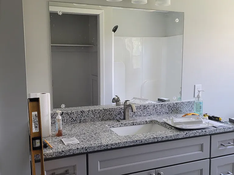 217 Duncan Rd — Photo 2