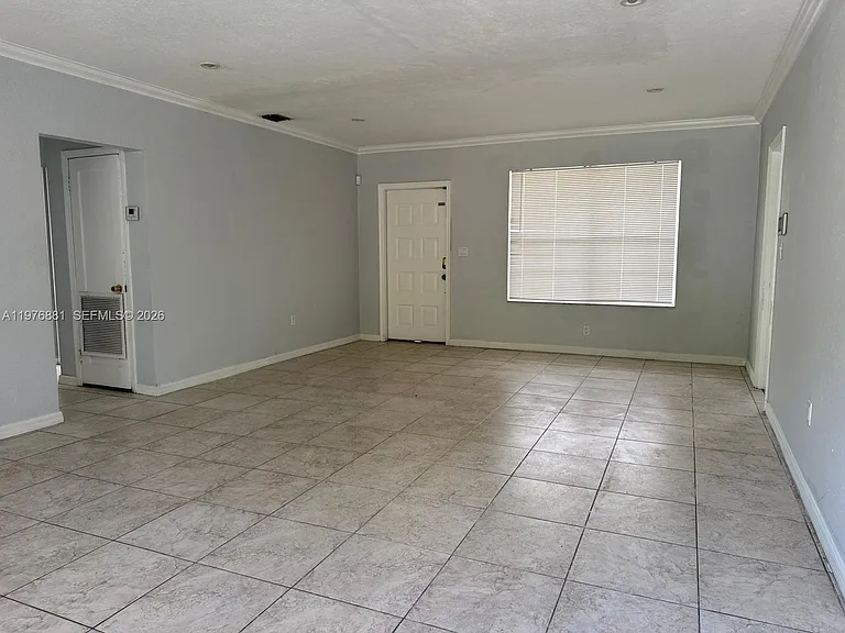 16981 NE 8th Ct — Photo 15