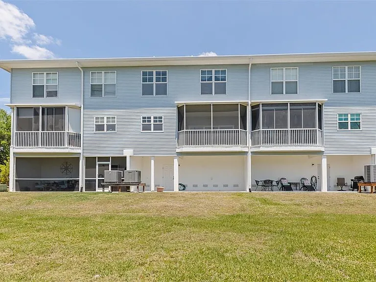 3923 Cape Haze Dr #302 — Photo 13