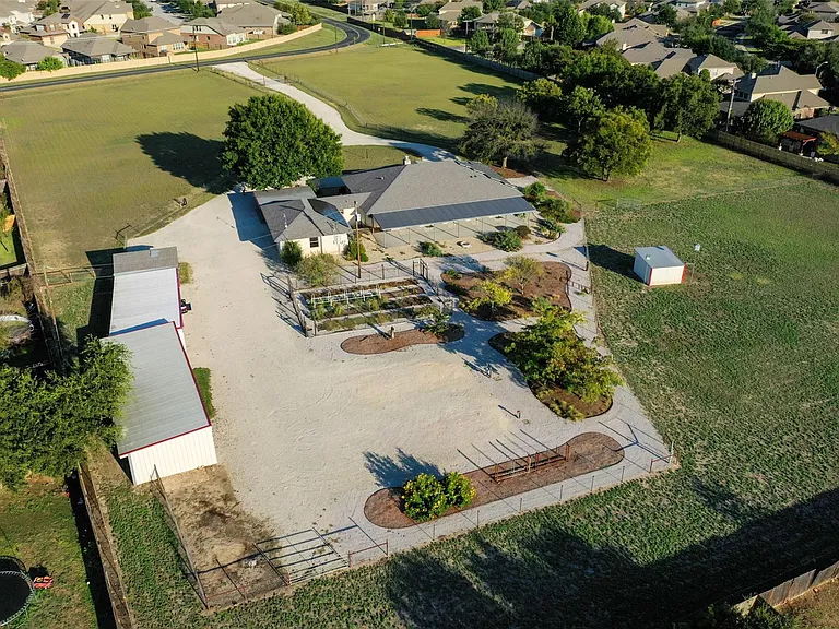 800 County Road 117 — Photo 13