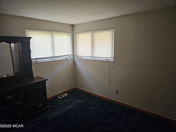 4th image of 321 W North St