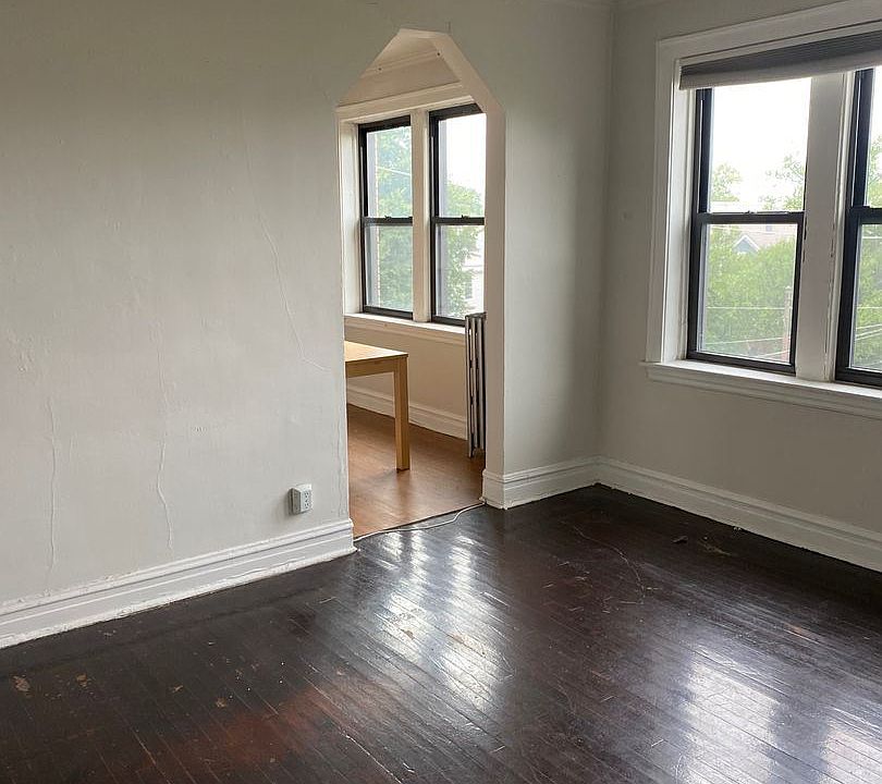 1st image of 1858 N Kedzie Ave #8846706