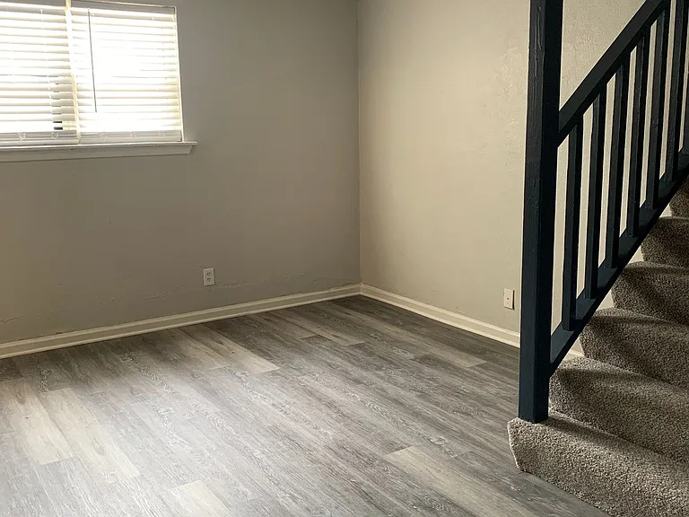 Walnut Ridge Apartments — Photo 3