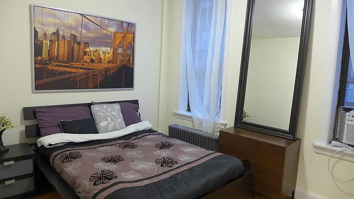 Rented by Avenues Real Estate | media 7