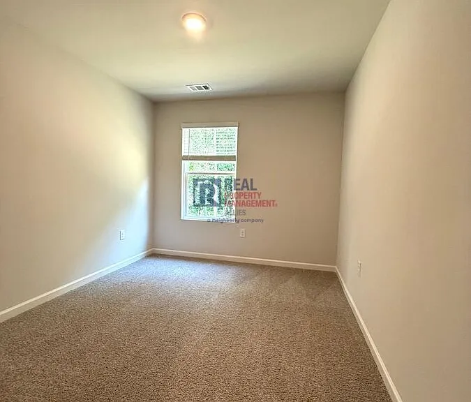 26 Silverbell Ln — Photo 10