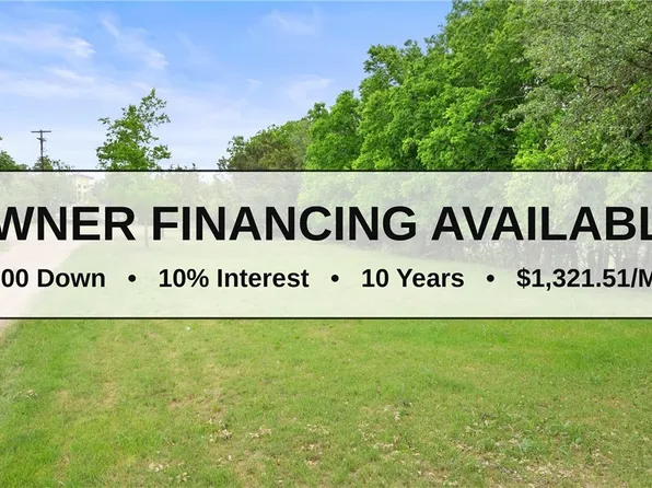 306 W Pecan Dr, Johnson City, TX 78636