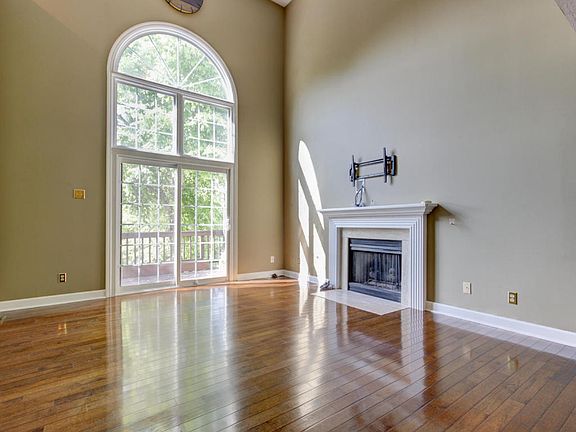 2nd image of 8837 Ashton Ct