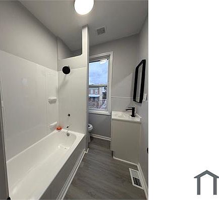 5th image of 2907 Presbury St
