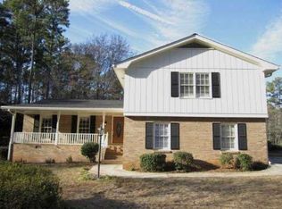 5019 Sandstone Ct, Lilburn, GA