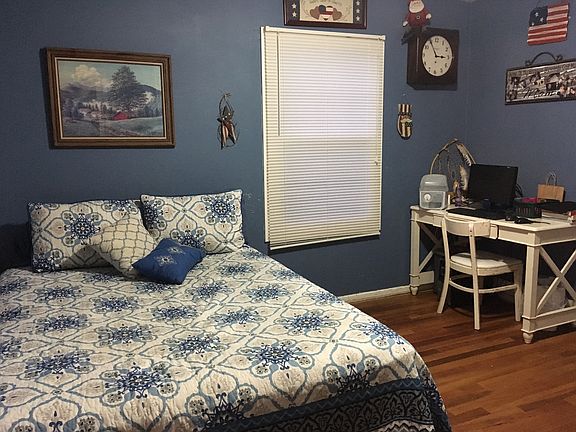 Upstairs bedroom #1