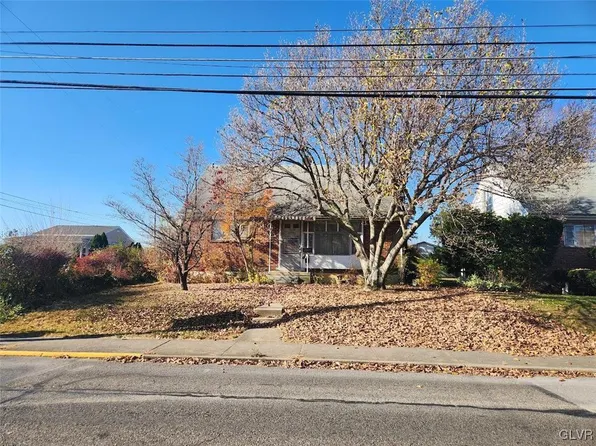 1026 Chestnut St, Coplay, PA 18037