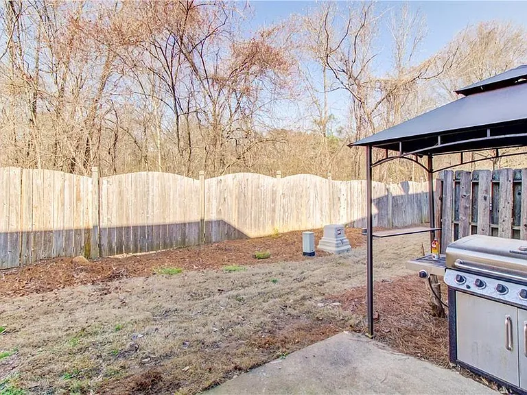 2230 Hawks Bluff Trl — Photo 23