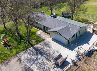 10654 6th Ave, Hanford, CA 93230