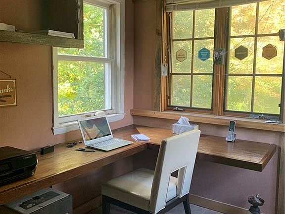 34 Sharon Station Road