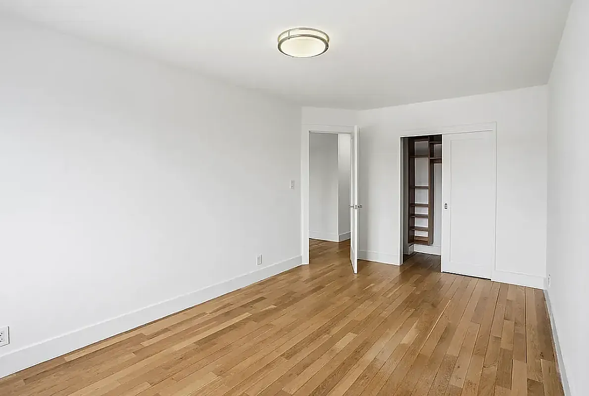 792 Columbus Avenue — Photo 4