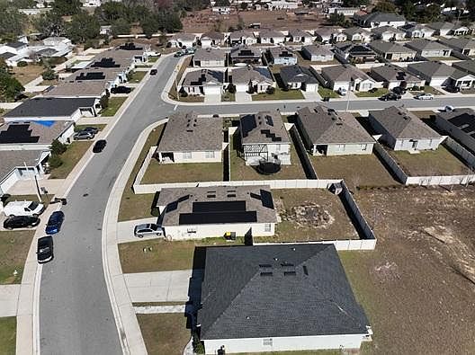 4th image of 479 Jacks Way