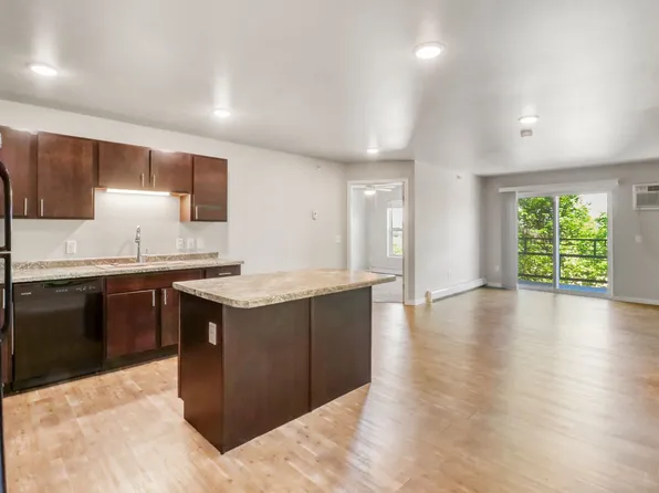 201 E Holmes St APT 308, Detroit Lakes, MN 56501
