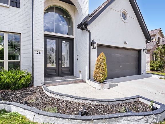3rd image of 1211 Rushcroft Way