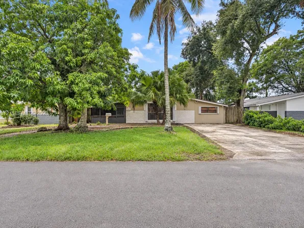 7580 Ramona St, Miramar, FL 33023