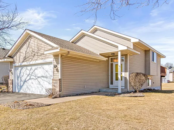 25628 Forest Boulevard Ln, Wyoming, MN 55092