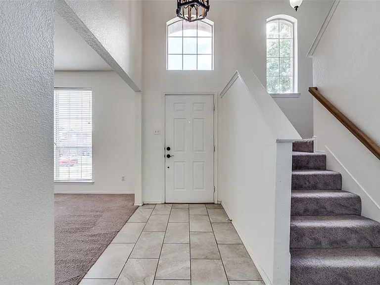 3605 Potomac Dr — Photo 9
