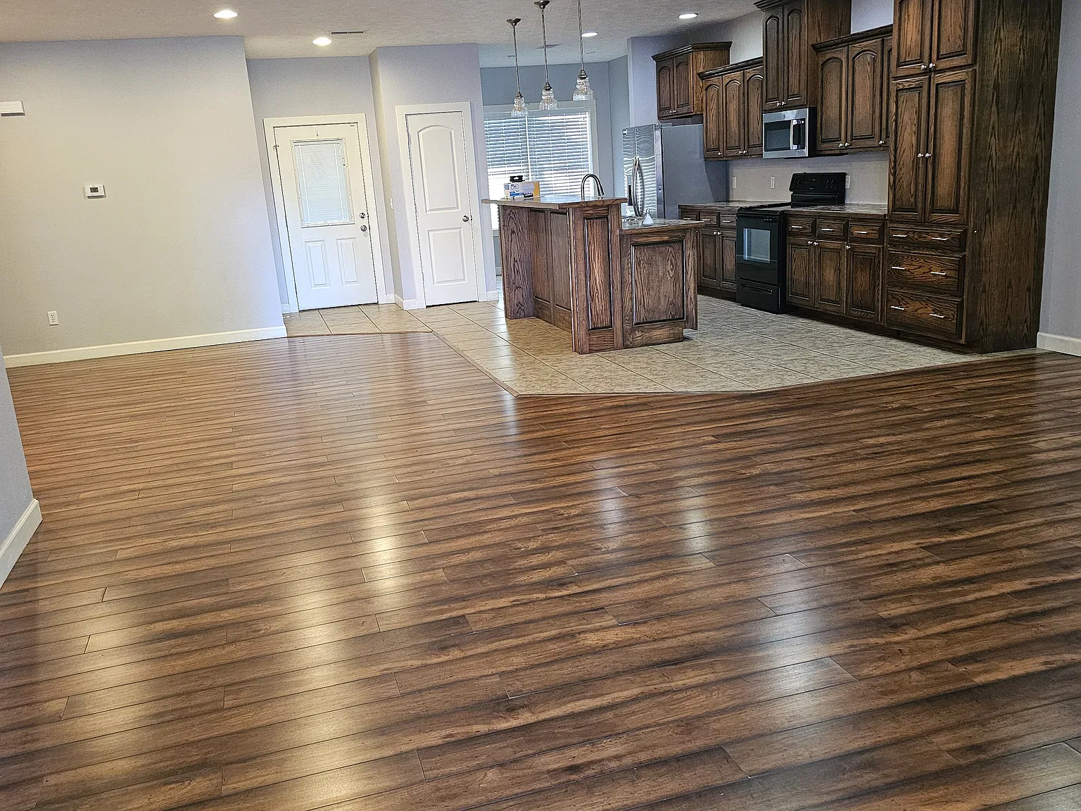 2 bed, 1660 sqft, $1,500 — Photo 3