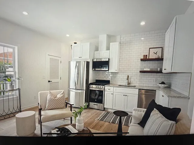 42 Poinsett St #A — Photo 19