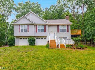 140 Deer Hollow Ln, Murrayville, GA 30564