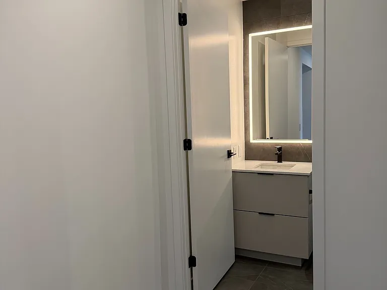609 Sherbourne St #4401 — Photo 14