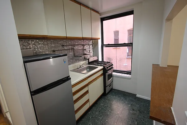 Rented by Compass | media 8