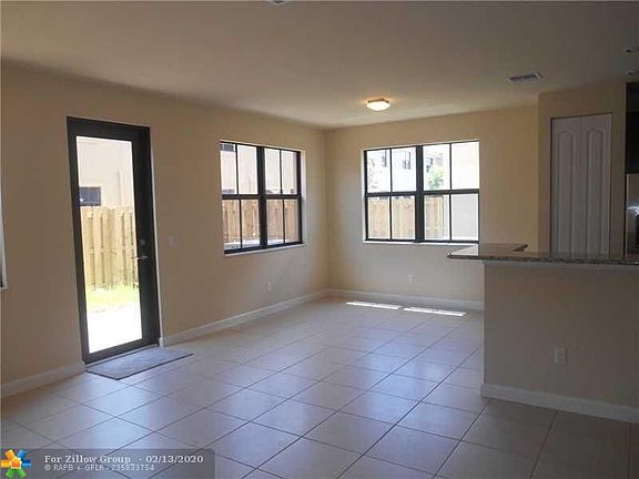 3rd image of 9631 Watercrest Isle