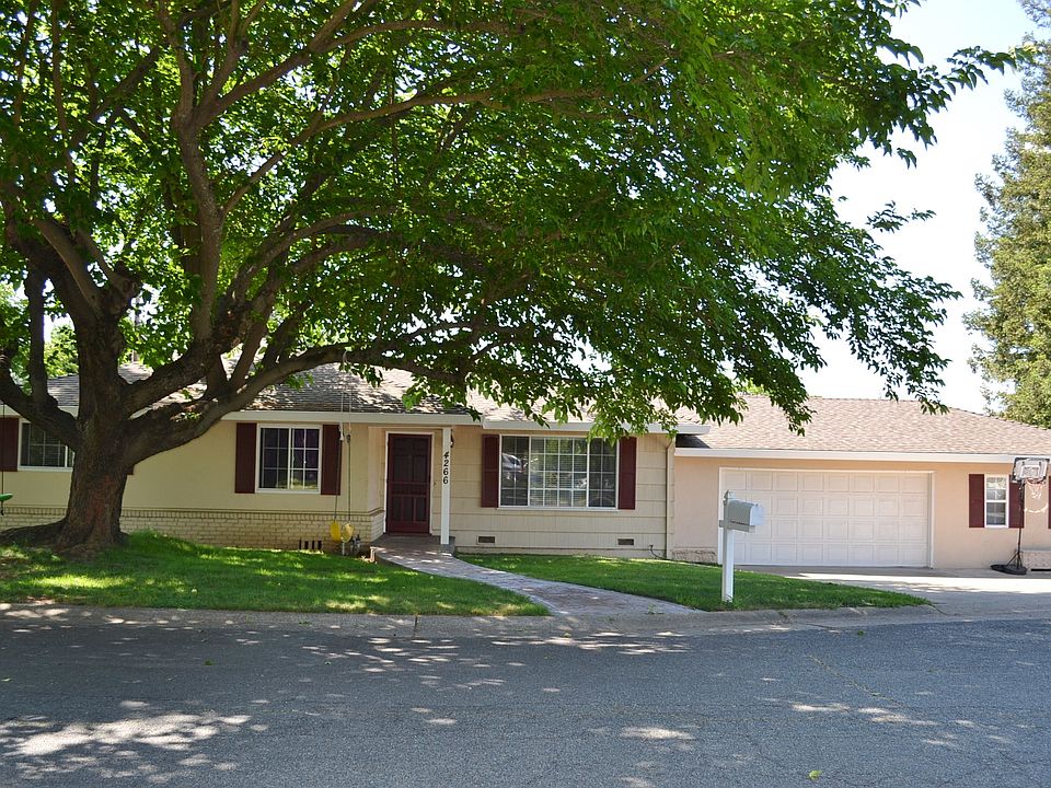 1st image of 4266 Oak Knoll Dr