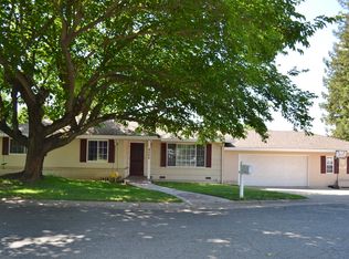 4266 Oak Knoll Dr, Carmichael, CA 95608