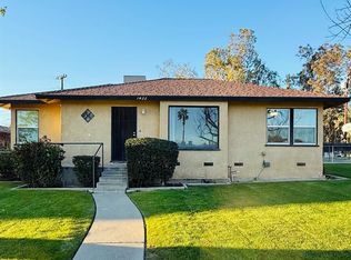 1422 Bernard St, Bakersfield, CA 93305