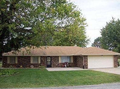 1st image of 2725 Rolling Green Dr