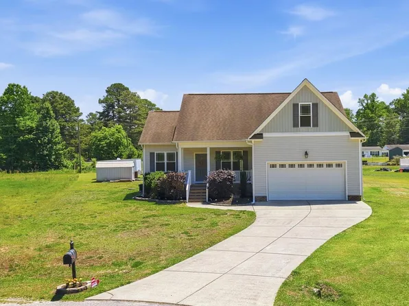 92 Poston Ct, Benson, NC 27504