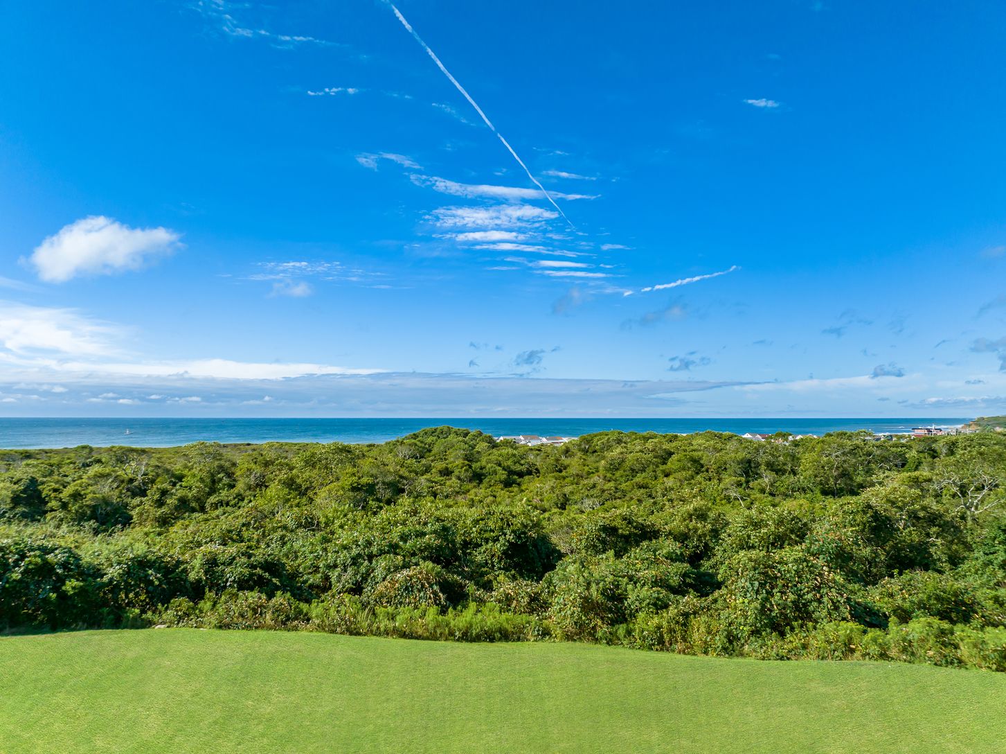  GROUND FLOOR PANORAMIC OCEAN VIEWS