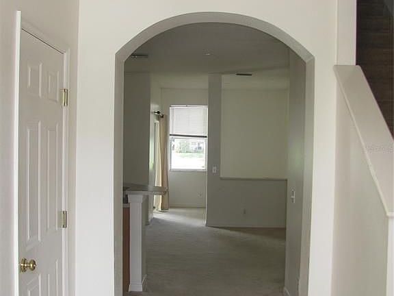 3rd image of 571 Shoreham Ct NE