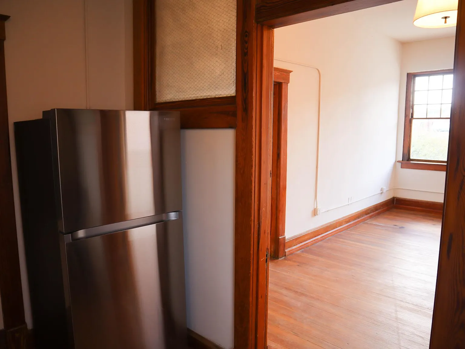 1 bed, 746 sqft, $1,200 — Photo 4
