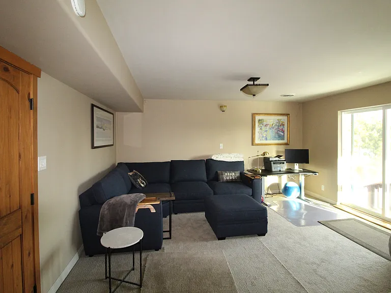 807 Jeffrey Ct — Photo 14