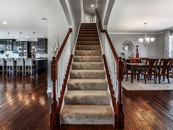 The foyer introduces your guests into this pristine residence.  This home features the Craftsman-Style Bateman floor plan.