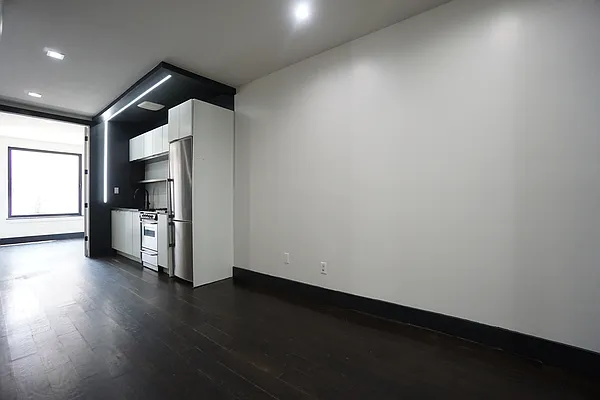 Rented by Rennit Inc. | media 28