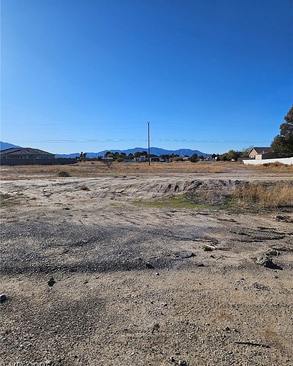 2nd image of 2020 S Blagg Rd