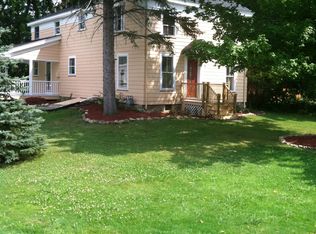 3735 Oakmount Rd, Bloomfield, NY 14469