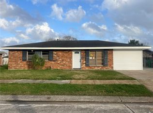 1113 Lecompte Dr, Westwego, LA 70094