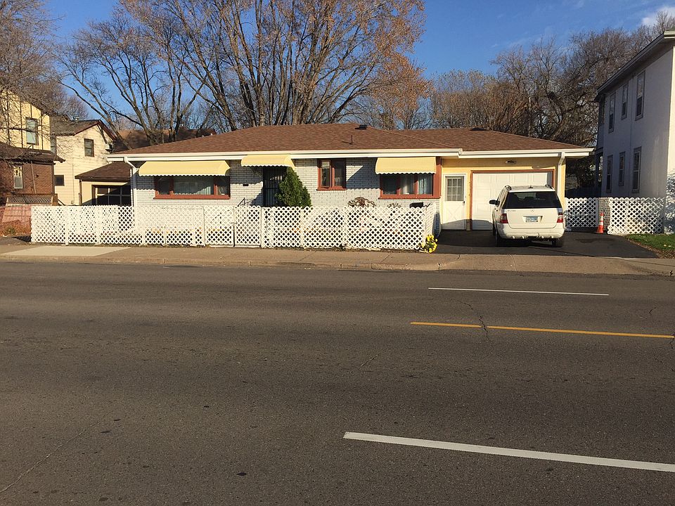 2nd image of 2319 University Ave NE
