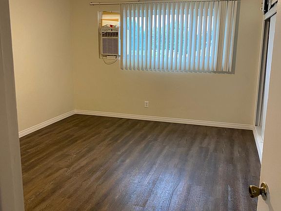 4th image of 8320 Comstock Ave APT A