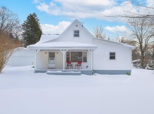 900 S Haven Pl, South Haven, MI 49090